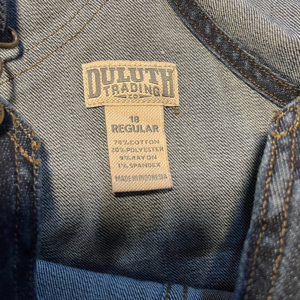 DULUTH Trading Double Flex Denim Bib Overalls Women's 18 Regular Blue Heirloom - Picture 7 of 7